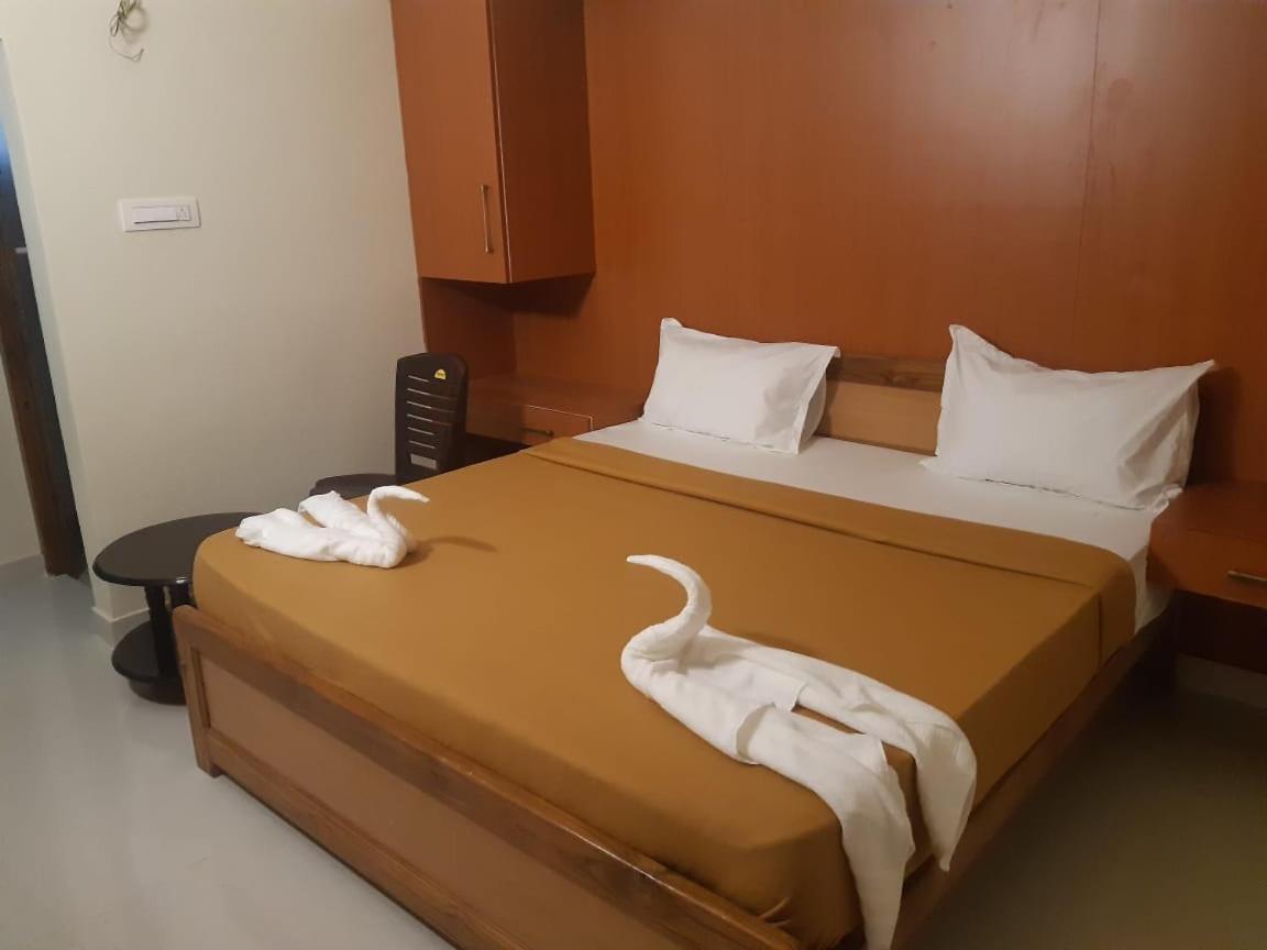 Aranmagan Residency Hotell Tiruchchendūr Eksteriør bilde